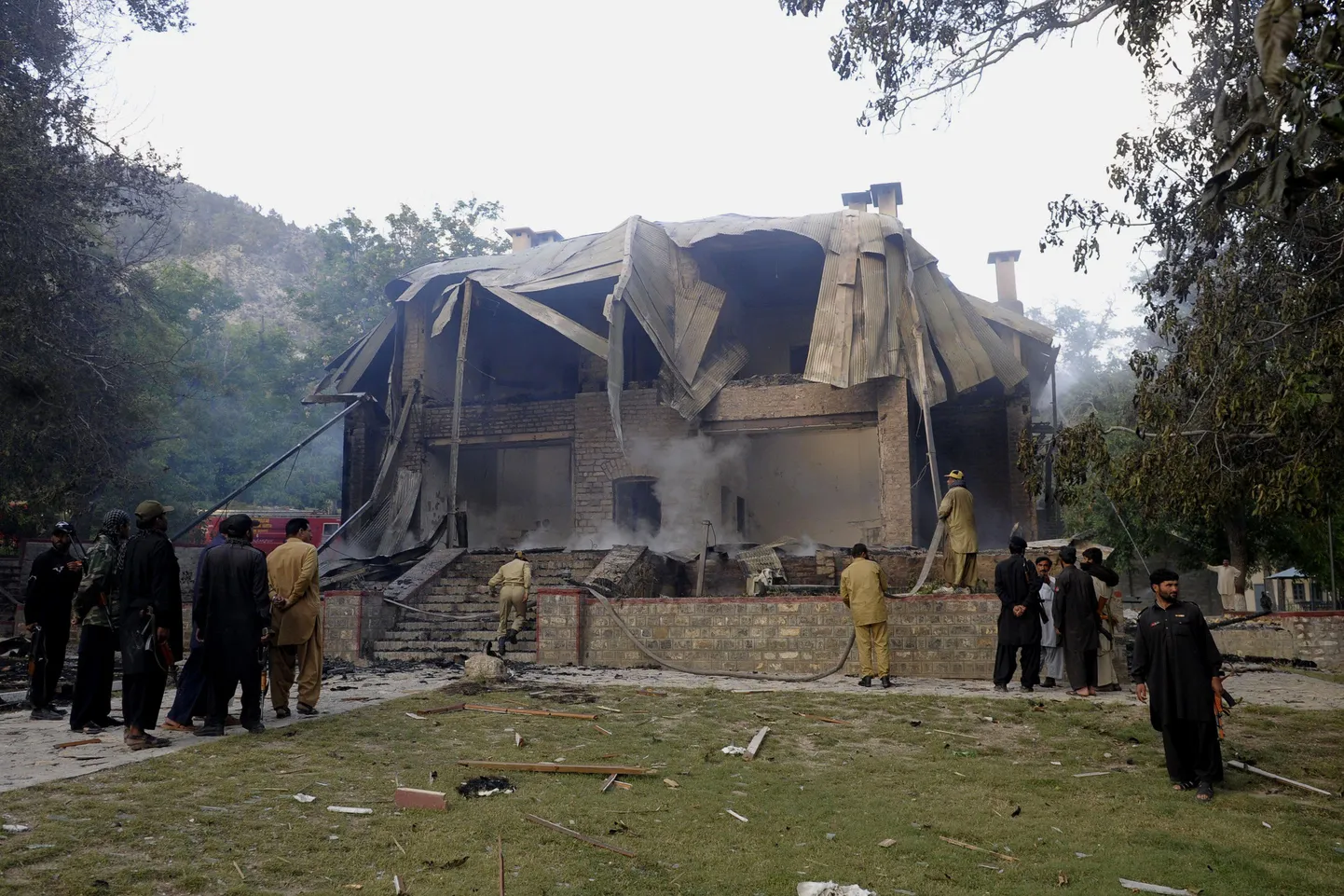 Tuletõrjujad kustutavad Quaid-e-Azam’i residentsi