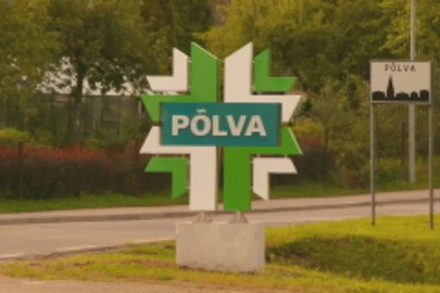 Põlva linnapiiril asuvad rahvuslikud tähised.