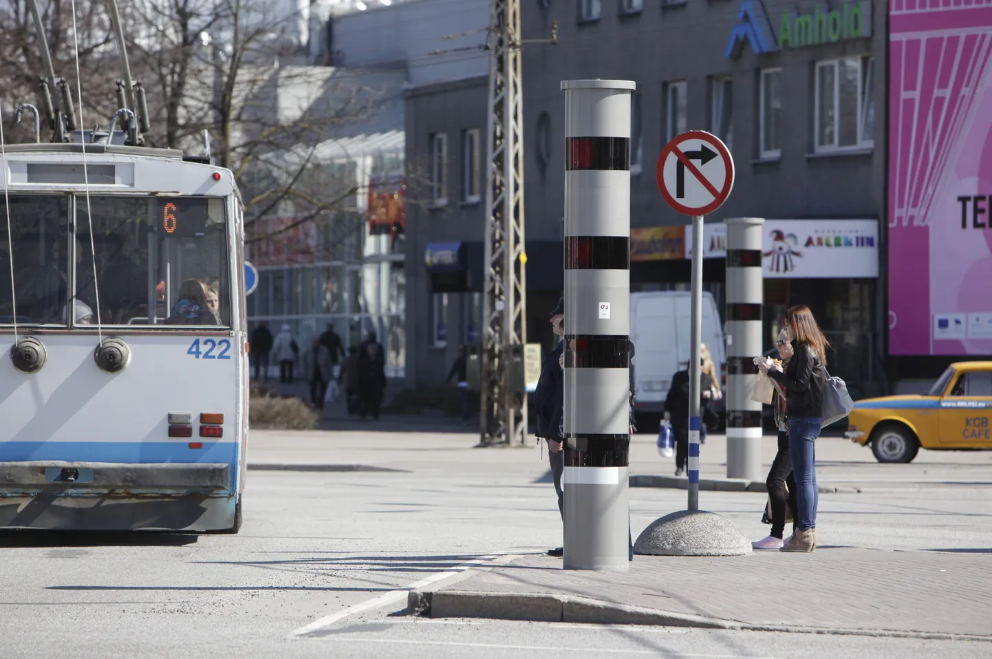 Kaamerad taksopargi ristmikul.