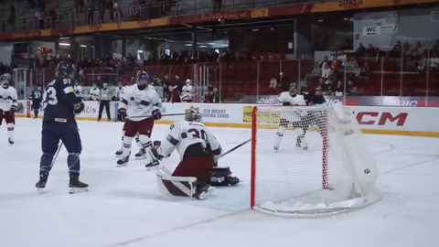 Latvijas U-18 hokejisti pasaules čempionāta otrajā mačā zaudē somiem