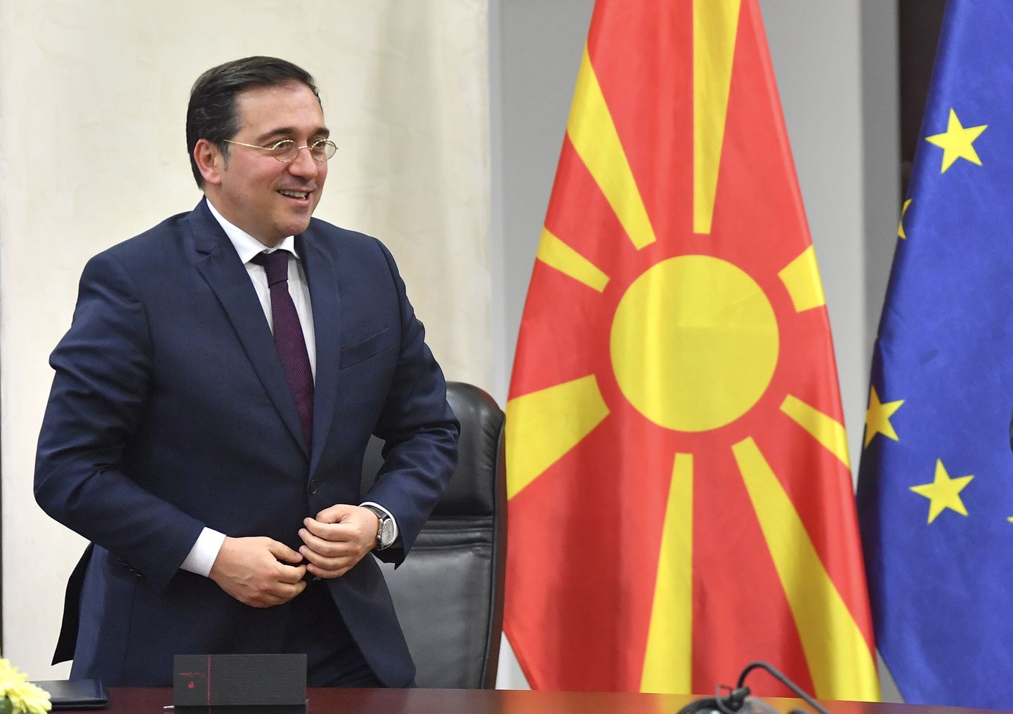 Hispaania välisminister José Manuel Albares Bueno kohtumisel oma Põhja-Makedoonia ametivennaga Skopjes. 14. aprill 2023.