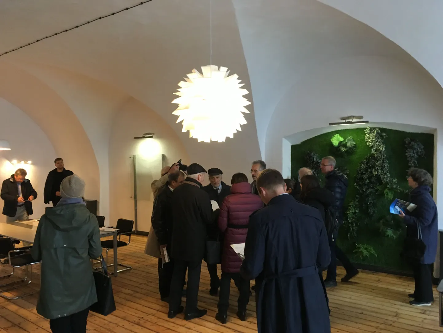 Europa Nostra esindajad käisid nädalavahetusel Patareis ekskursioonil ning nägid seal muuhulgas ka RKASi tellimusel remonditud näidisruumi.