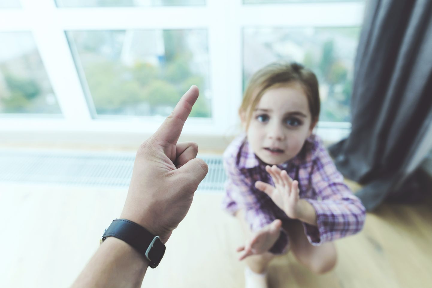 Vanemate käitumine mõjutab laste enesehinnangut.