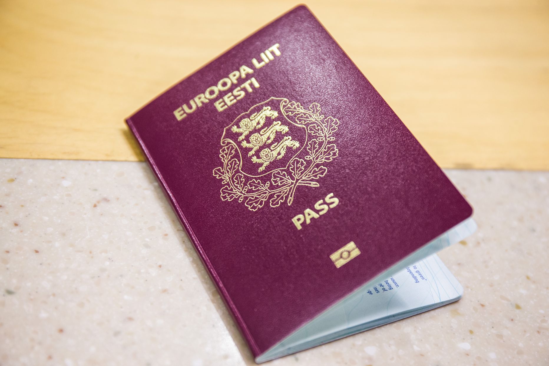 Эстонский паспорт.