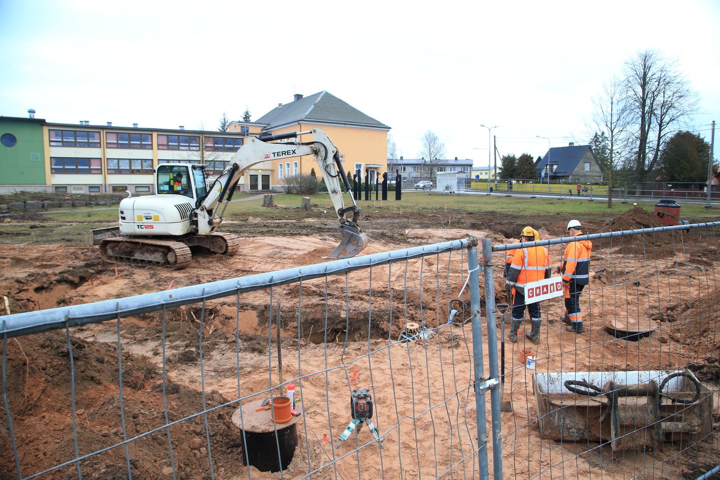 Aasta aega tagasi algasid Kõrveküla kooli juurdeehituse ehitustööd. Järgmisel nädalal saab uus koolihoone valmis.