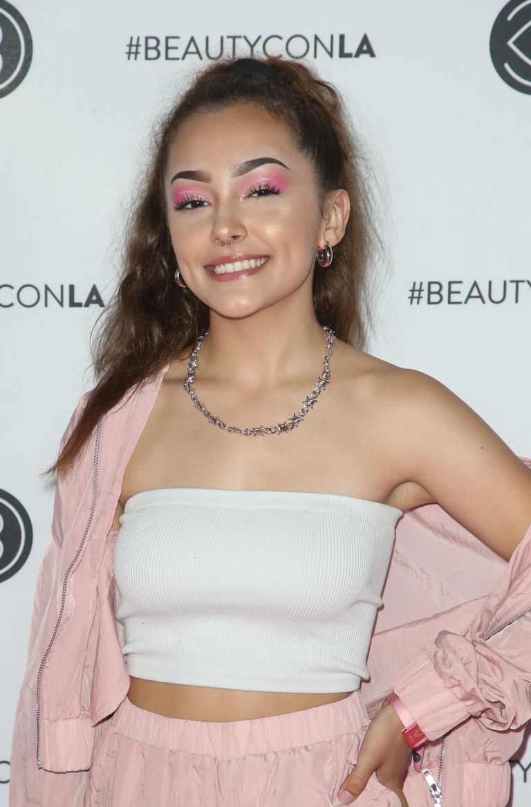 Hailey Orona Beautycon festivalil 2019. aastal.