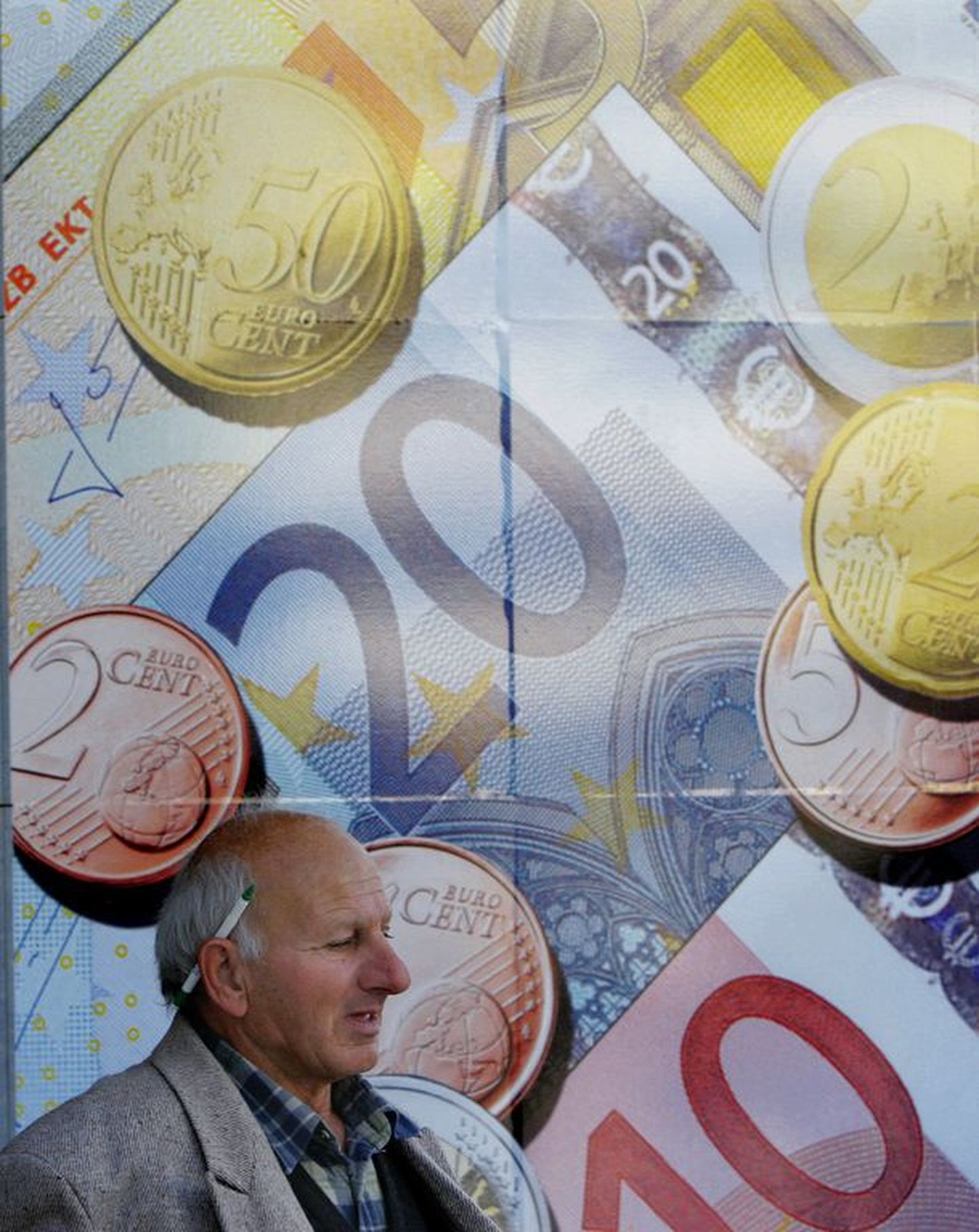 Plakat euro müntide ja paberrahadega