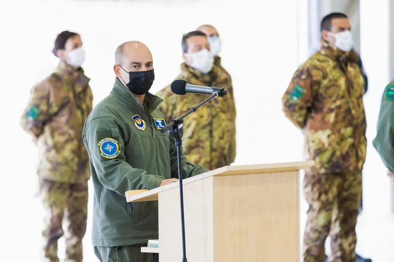 Начальник воздушного командования НАТО генерал Джеффри Харригян.