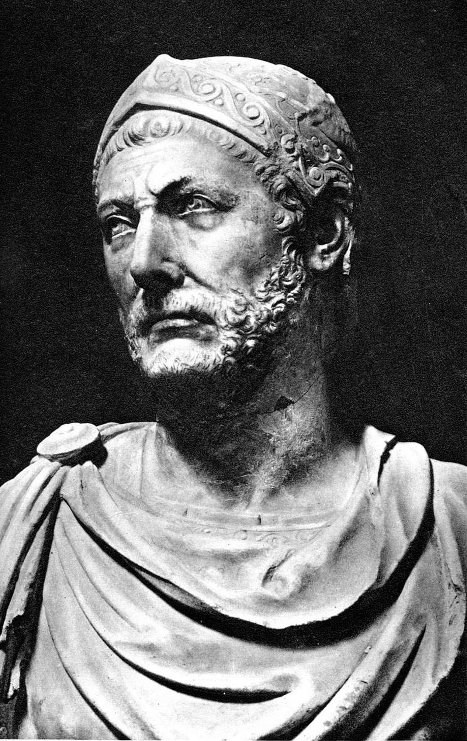 Itaaliast Capuast leitud Hannibali büst