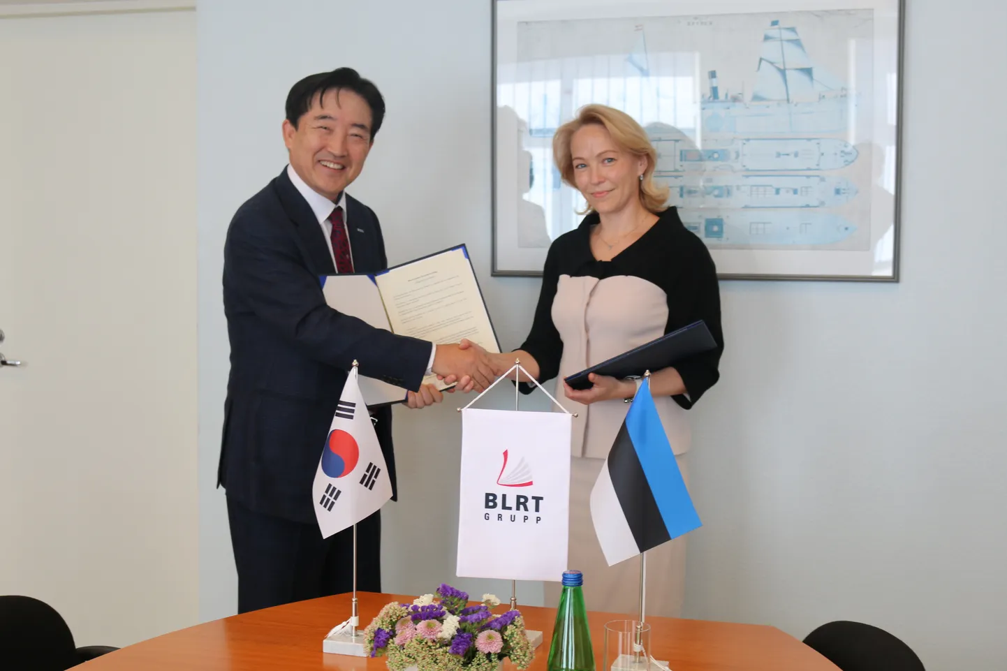 Panasia juhatuse esimees hr Robert Soo Tae Lee (vasakul) ja BLRT Grupi juhatuse esimees Veronika Ivanovskaja