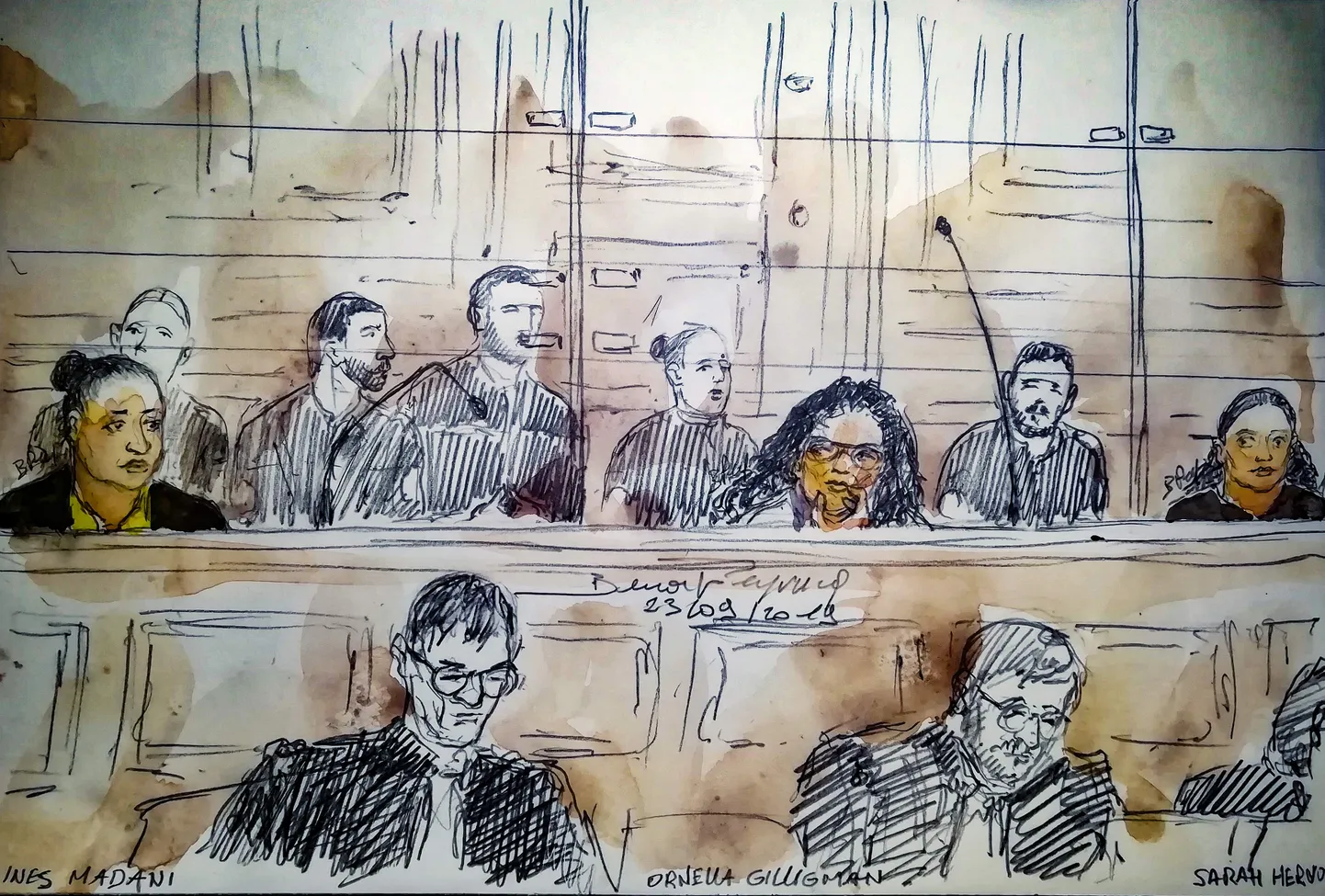 Kohtukunstniku pilt 23. septembri istungist, kus on näha kohtu all Ines Madanit, Ornella Gilligmanni ja Sarah Hervouet'd.