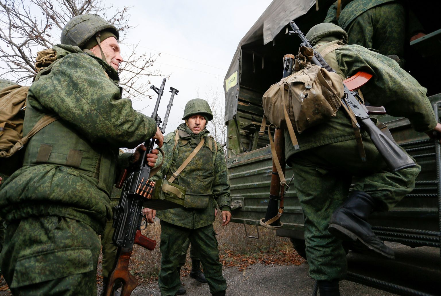 Isehakanud Donetski Rahvavabariik (DPR) teatas, et selle rahvaesindus on määranud separatistliku regiooni ametlikuks piiriks konfliktieelse Donetski oblasti piiri.