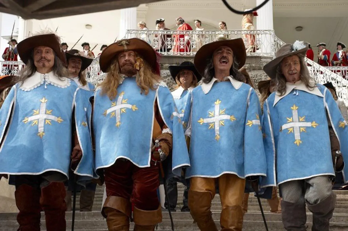 Vana kaardivägi jälle rivis: Athos (Venjamin Smehhov, vasakult), Porthos (Valentin Smirnitski), D’Artagnan (Mihhail Bojarski) ja Aramis (Igor Starõgin).