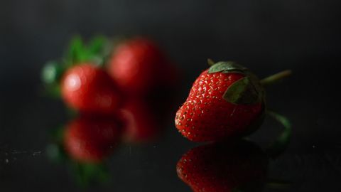 TRAGÖÖDIA ⟩ Kooli laadal müüdud maasikad võtsid lapselt elu