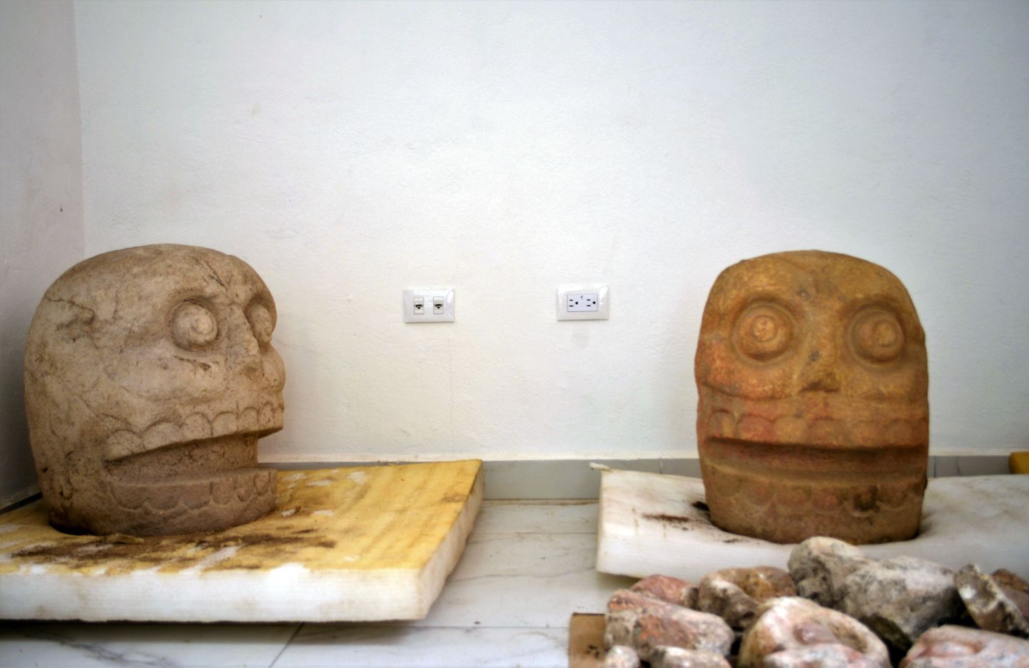 Pealuu kujulised kujud, mida seostatakse Mehhiko iidse viljakusjumala Xipe Toteciga