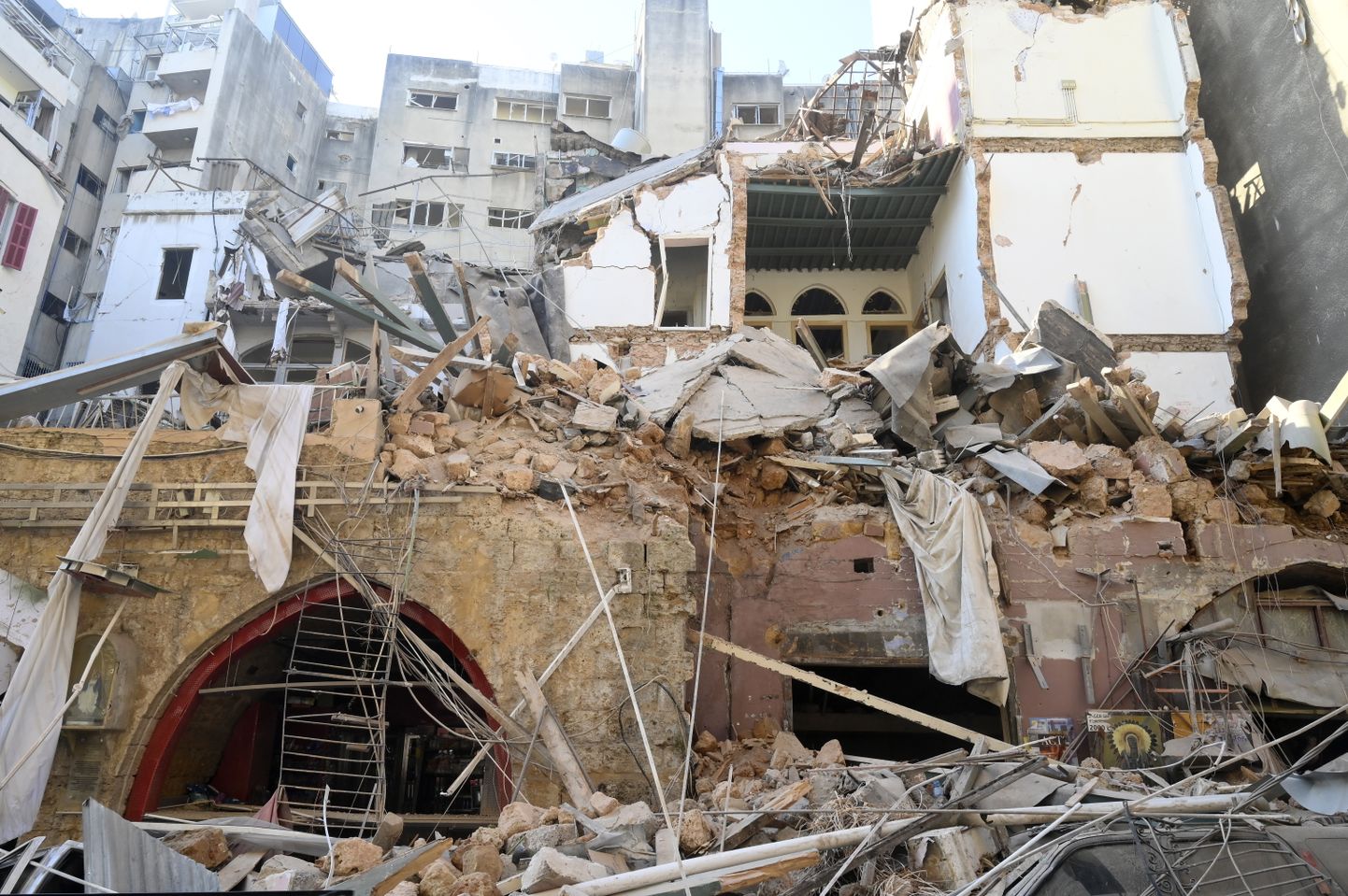 Результат взрыва в Бейруте