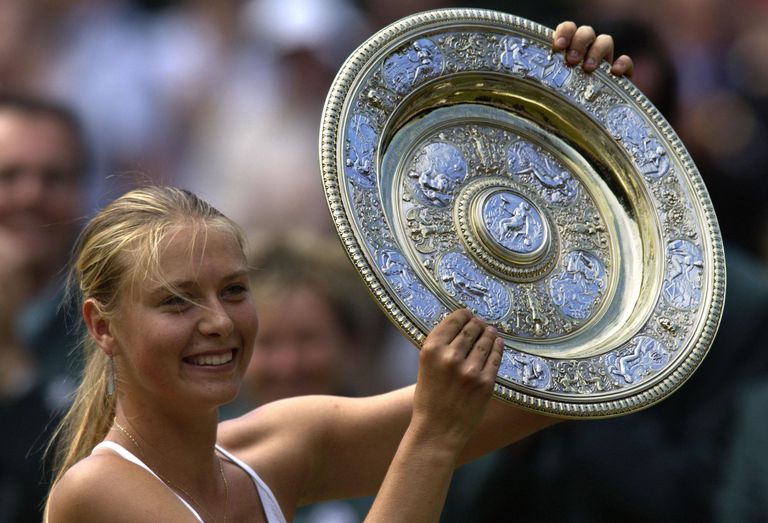 16 aastat tagasi võidutses Venemaa tennisekaunitar Wimbledonis.