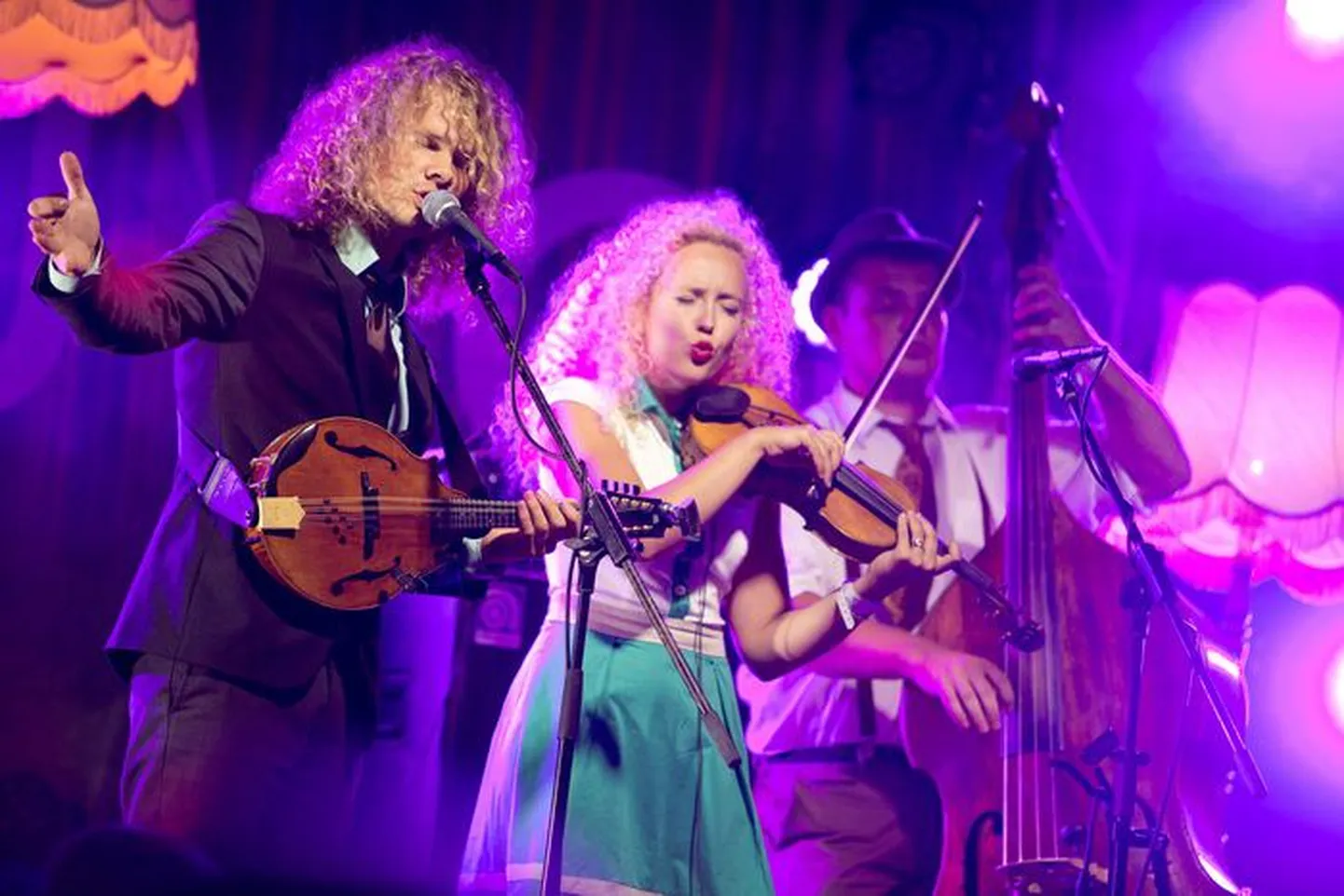 Viru Folk 2014
Curly Strings