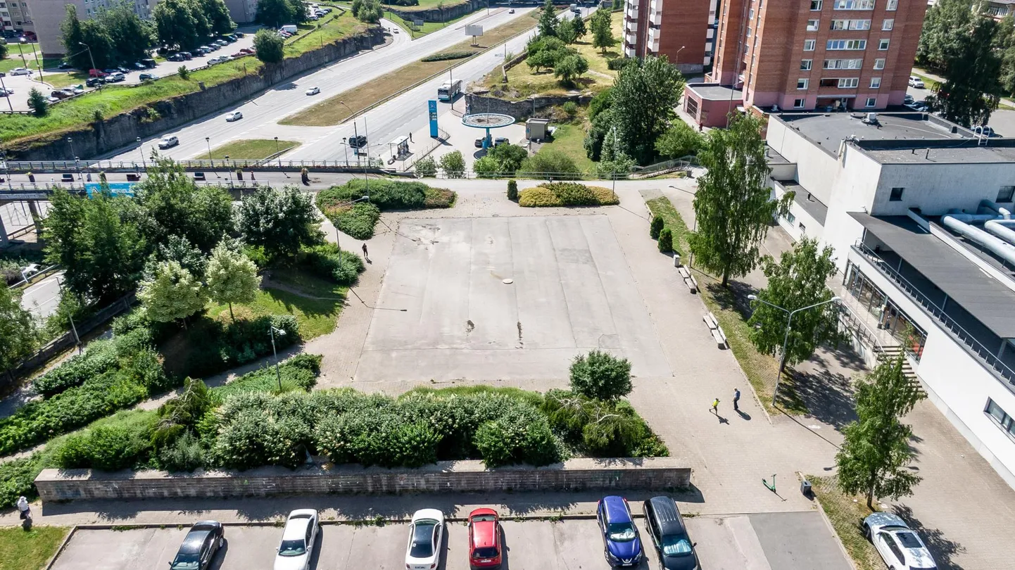J. Koorti 22 aadress, kuhu tuleb ajutine kunstihoone näitusepaik.