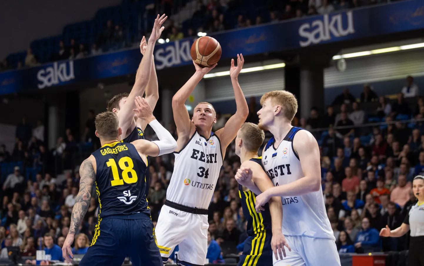 Artur Konontšuk (viskel) tõi debüütmängus 14 silma.