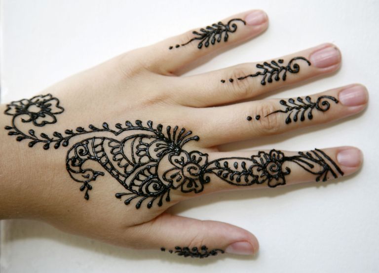 Henna tattoo / REUTERS/Scanpix