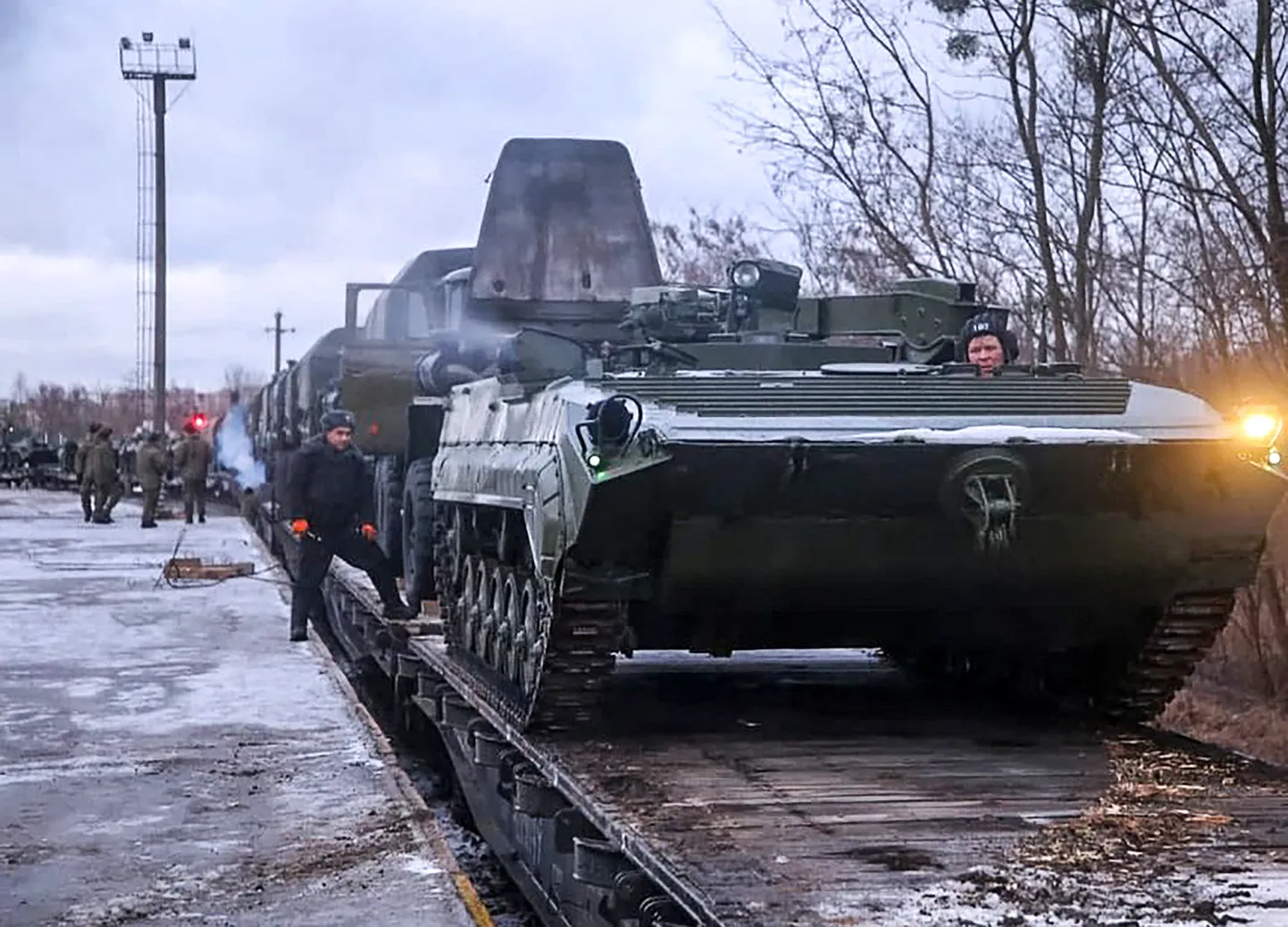 Vene sõjatehnika Valgevenesse saabumas.