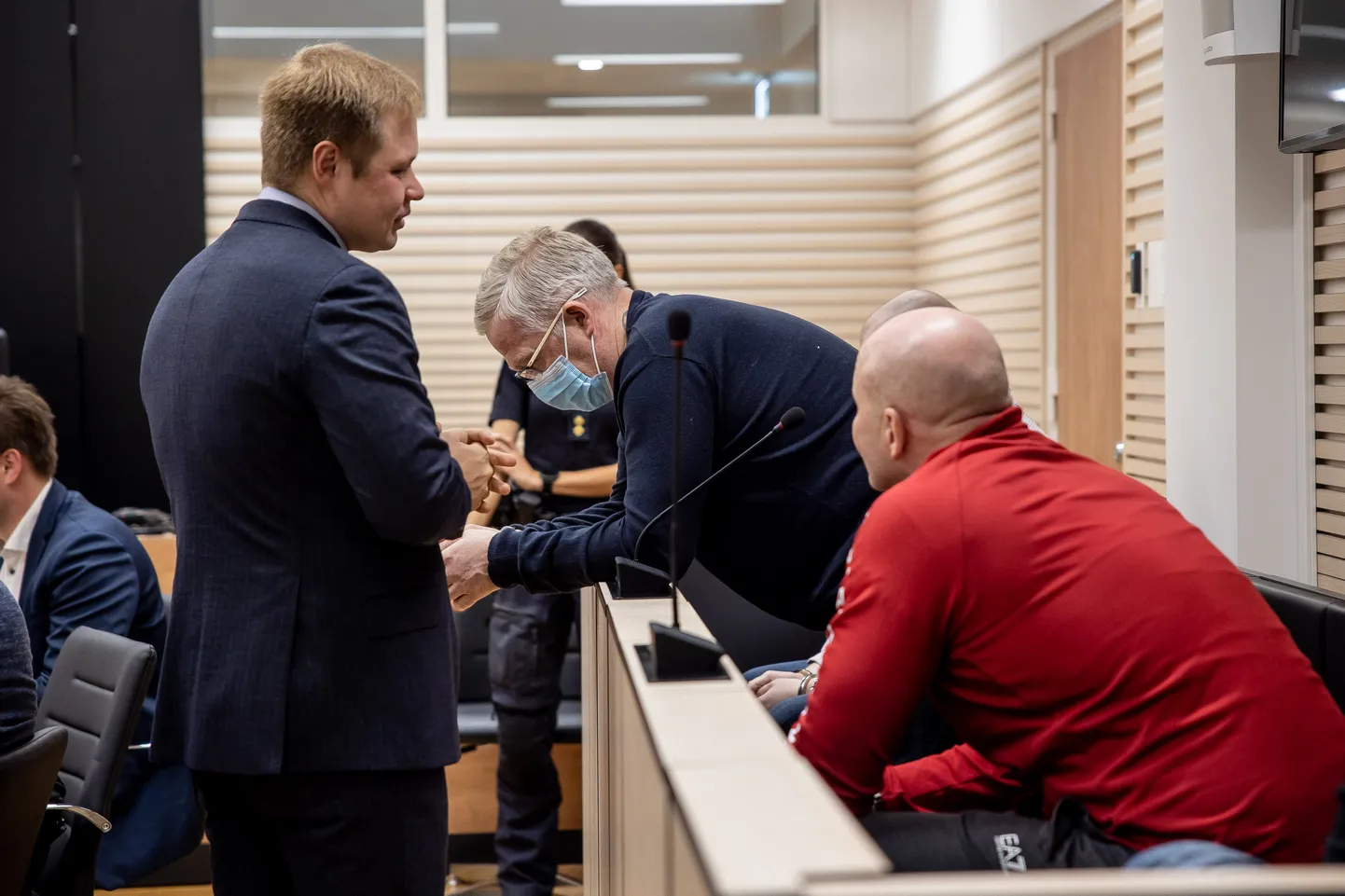 Narkokuriteos süüdistatavad Harju maakohtus.