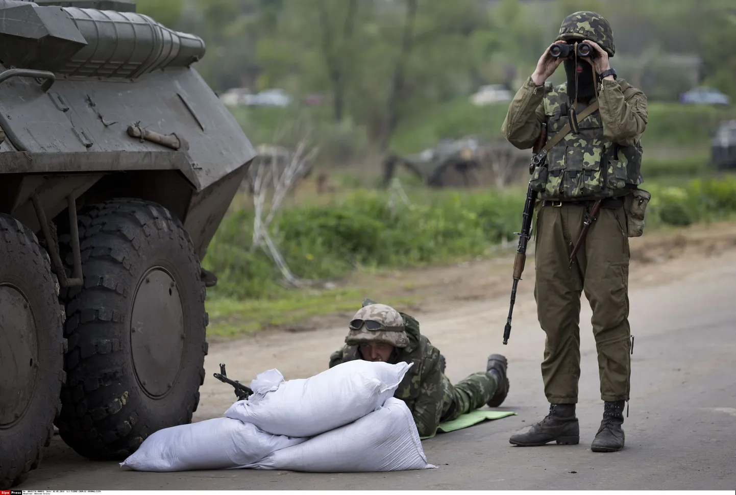 Ukraina sõjaväelased eile Slovjanski lähedal.