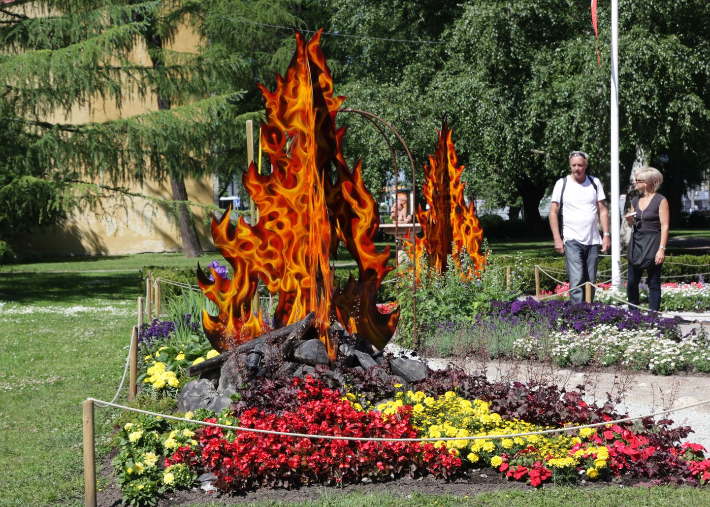 Soomlaste rajatud aed Tallinna lillefestivalil.