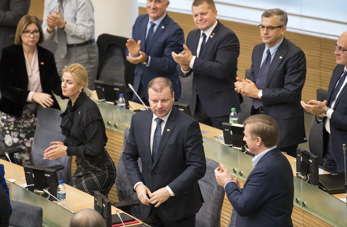 Leedu uus peaminister Saulius Skvernelis eile parlamendis, kus ta kinnitati uueks valitsusjuhiks.