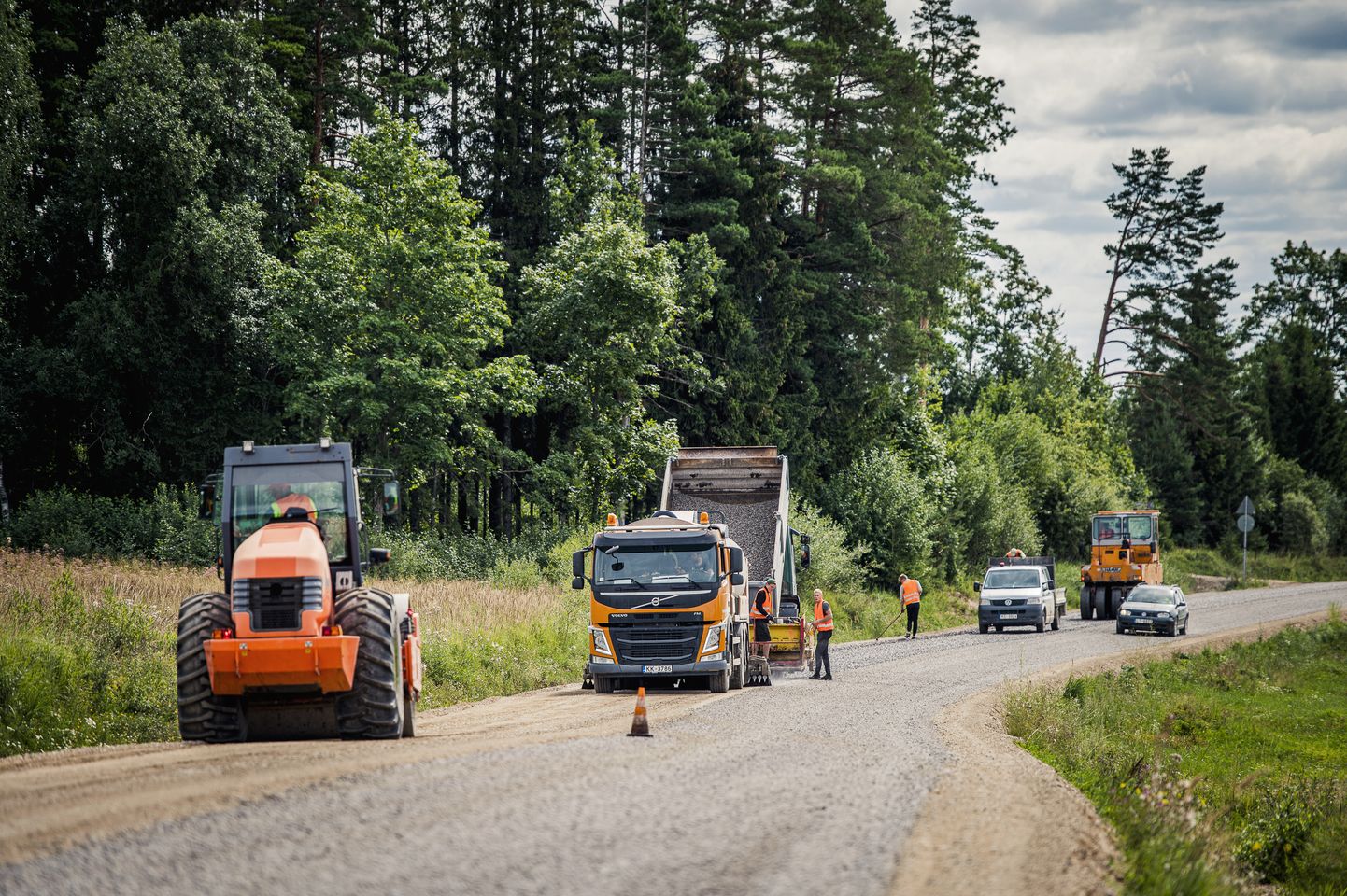 В Латвии идет ремонт дорог