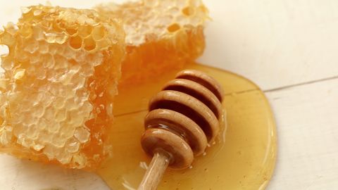 Viisid, kuidas mesi on su kehale kasulik ilma, et seda sööma peaksid