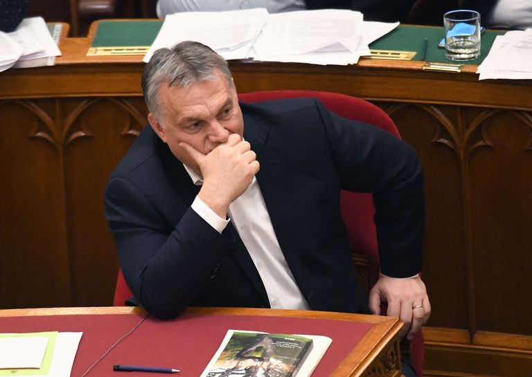 Ungari Viktor Orbán tänasel parlamendi istungil.