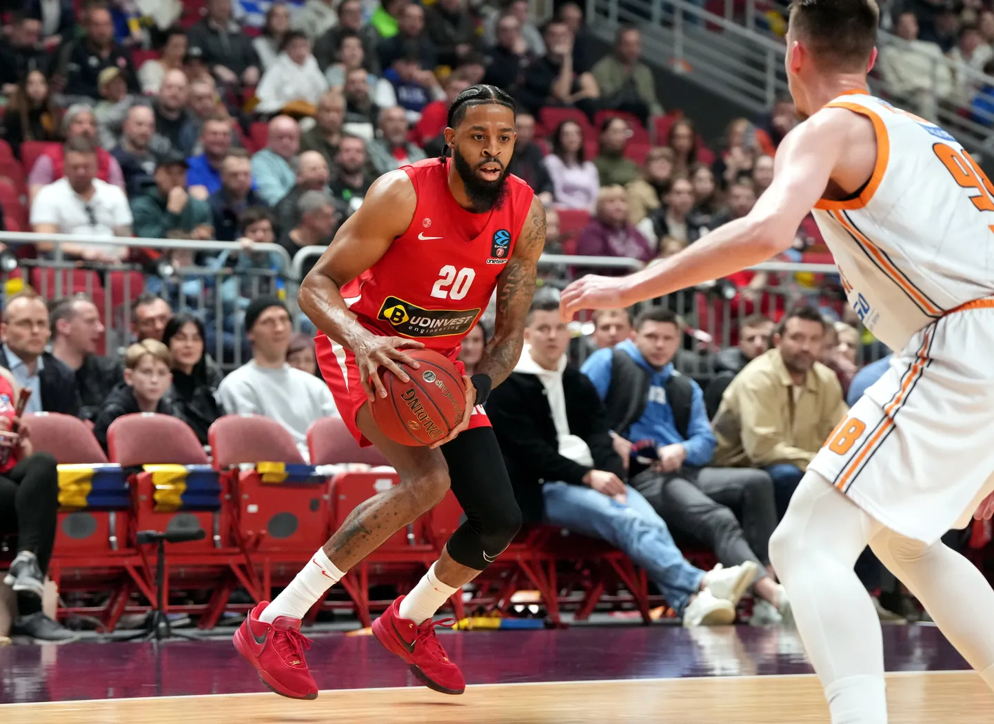 "Prometey" basketbolists Delenta Stīvenss