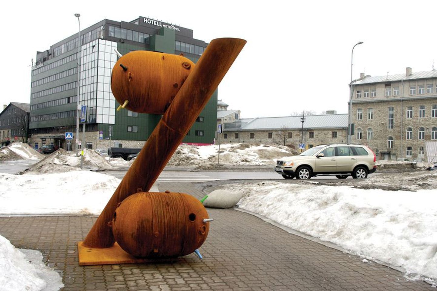 Tähe tänava lõppu võib peagi ilmestada kunstnik Mati Karmini dekoratiivskulptuur «Miiniprotsent».
