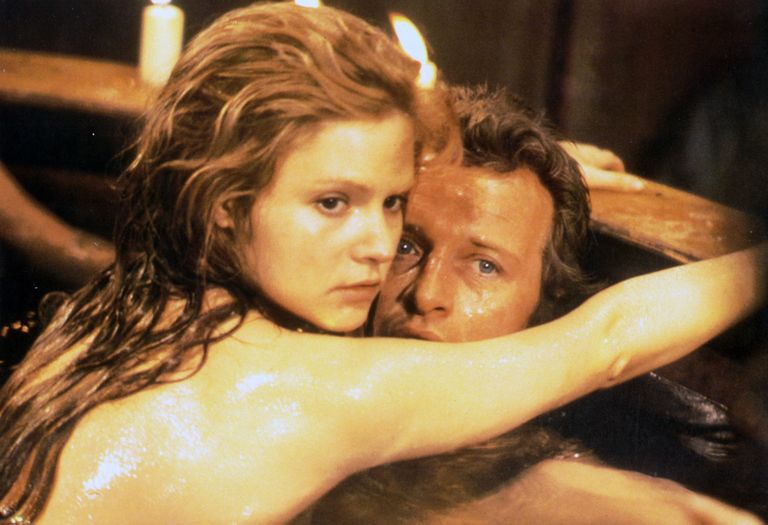 Hauer koos Jennifer Jason Leigh'ga filmis «Flesh+Blood», 1985.