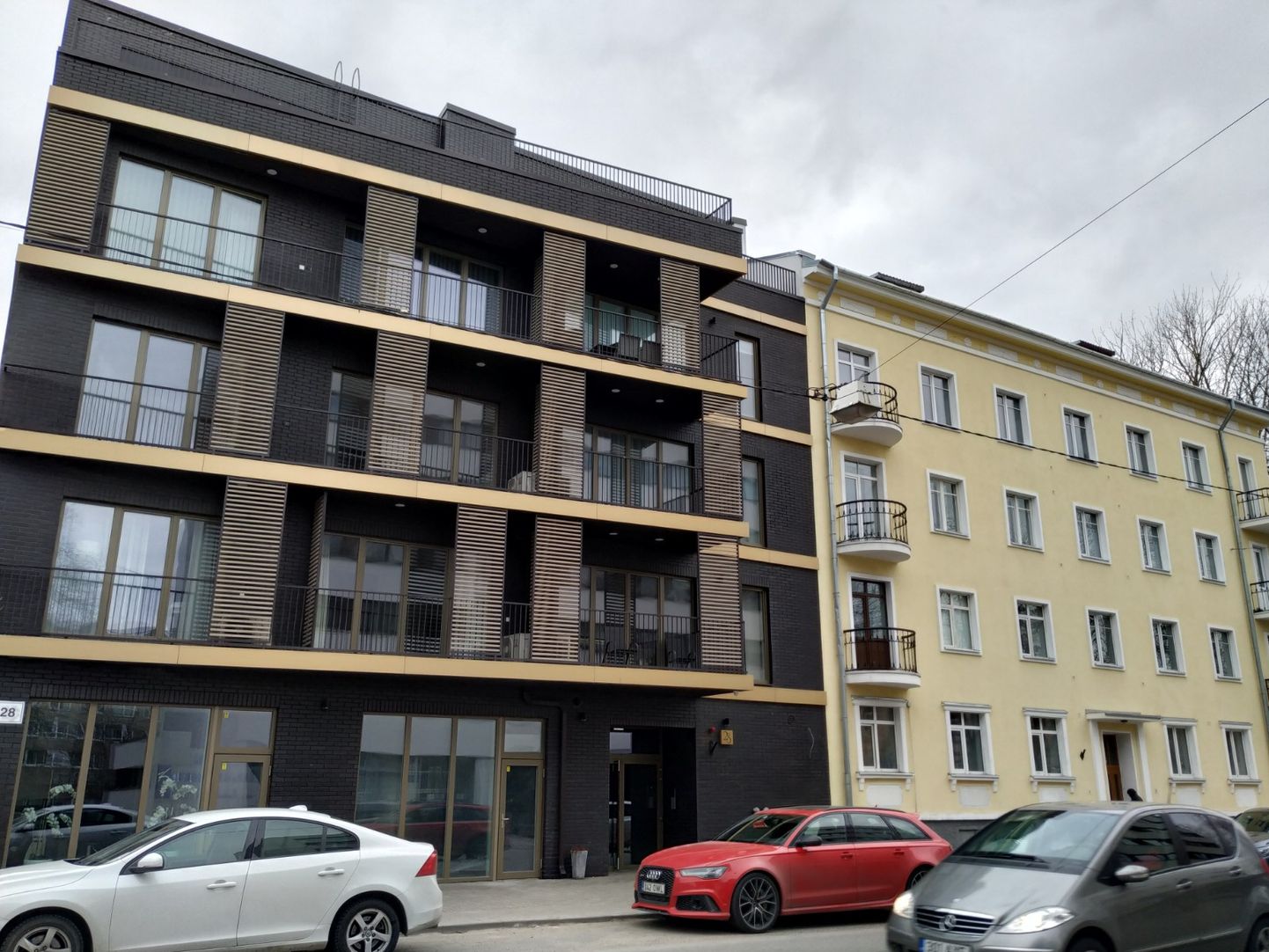 Новые жилые дома на улице Рауа в Таллинне.