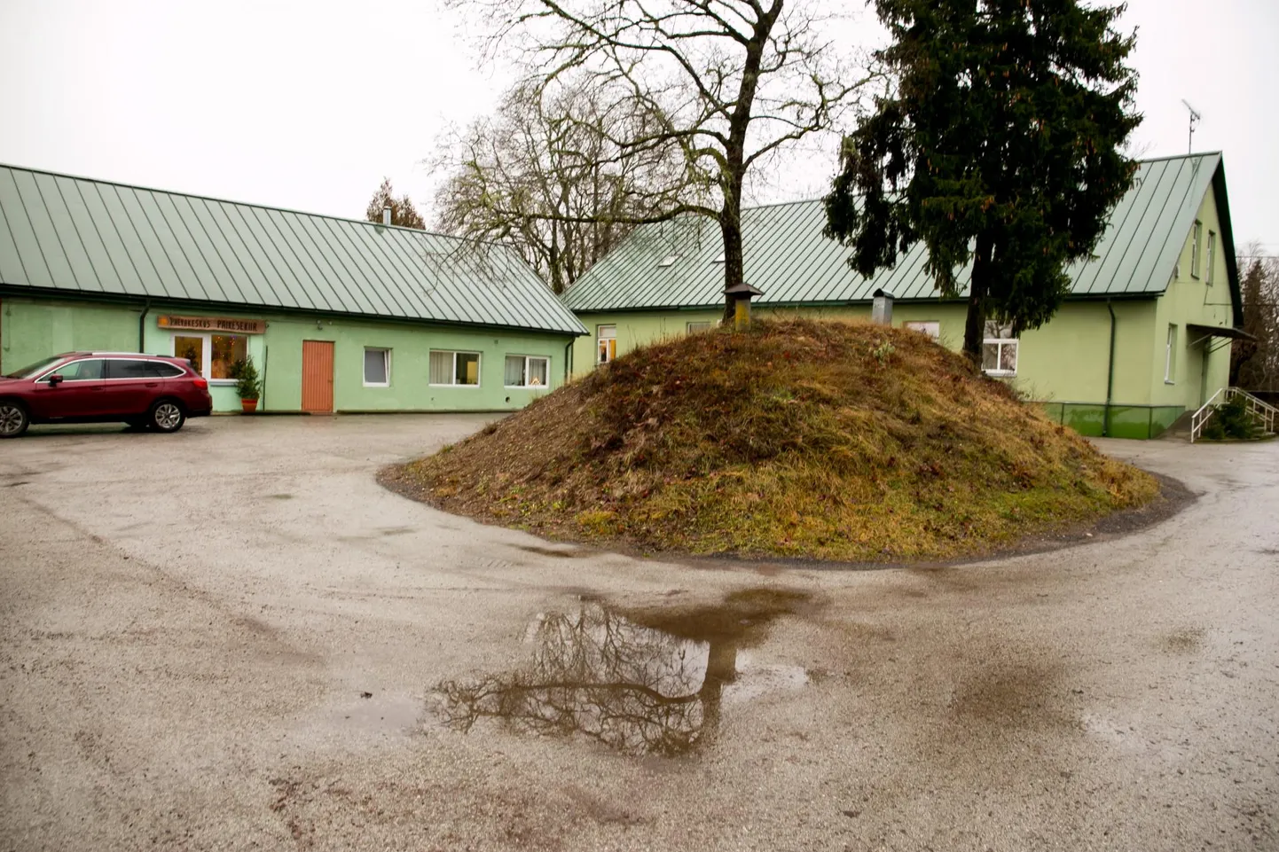 Lihula hooldekoduga koos antakse OÜ Südamekodud hallata ka kolm uut erihoolekande peremaja.