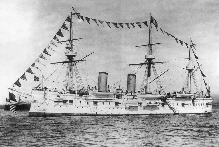 Vene sõjalaev Dmitri Donskoi enne Vene - Jaapani sõda