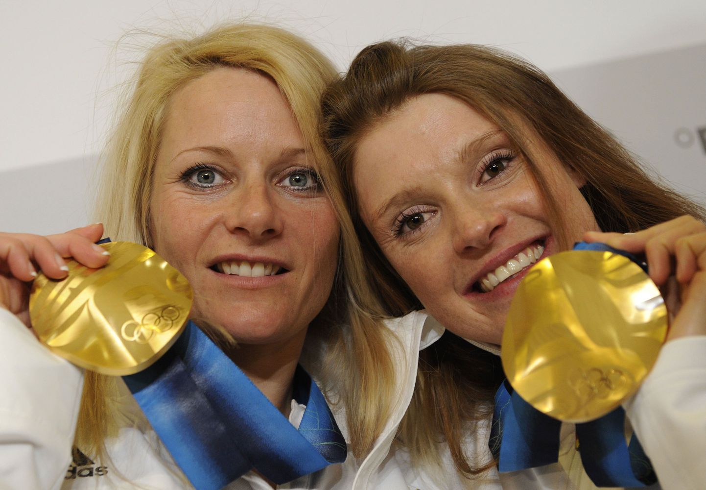 Evi Sachenbacher-Stehle ja Claudia Nystad (vasakul).