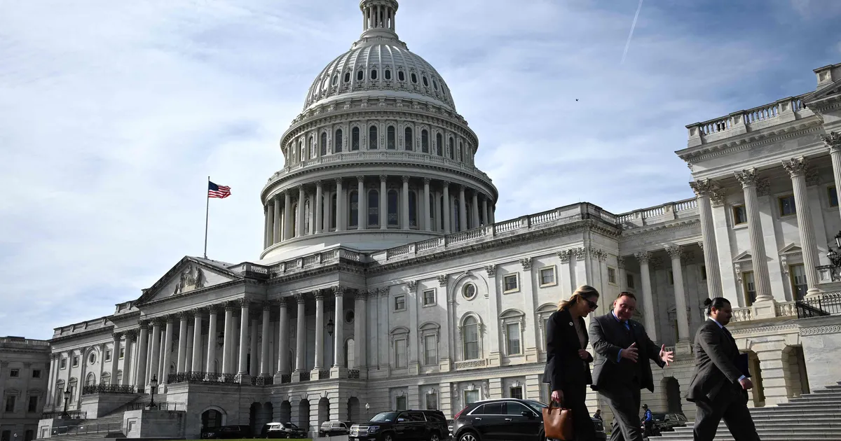 THE WHITE HOUSE AS A BLACK BOX ⟩ Baltic Diplomats Struggle to Reach Trump’s Administration, Turning Instead to Congress