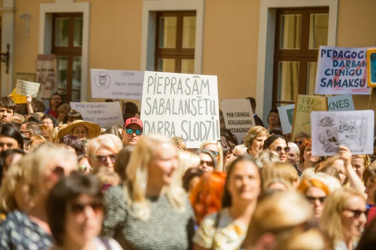 Педагоги, отменяйте забастовку, Гобземс сейчас все порешает