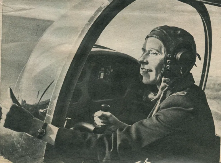 Mary Ellis 1942. aastal