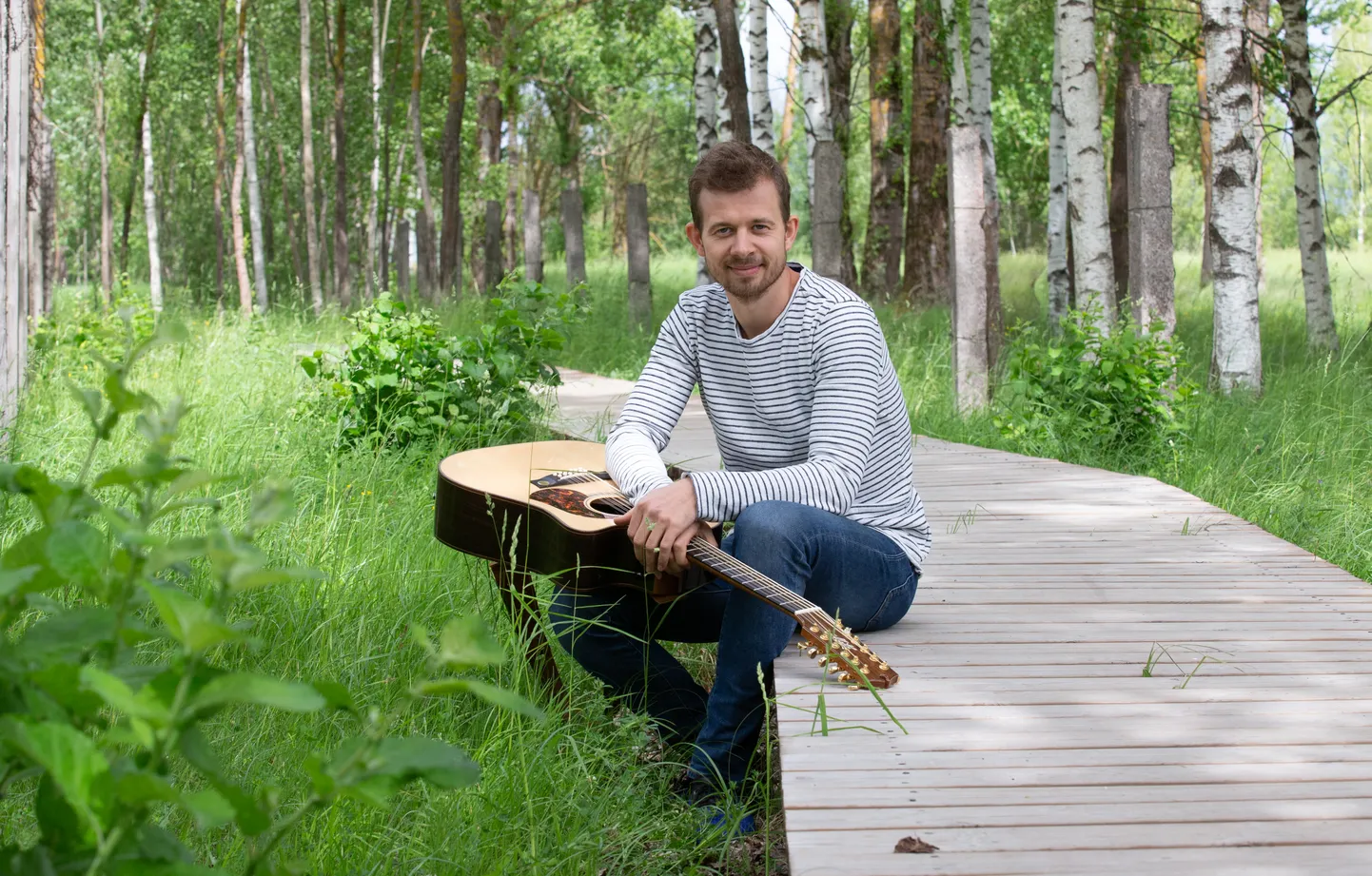 Jalmar Vabarna.