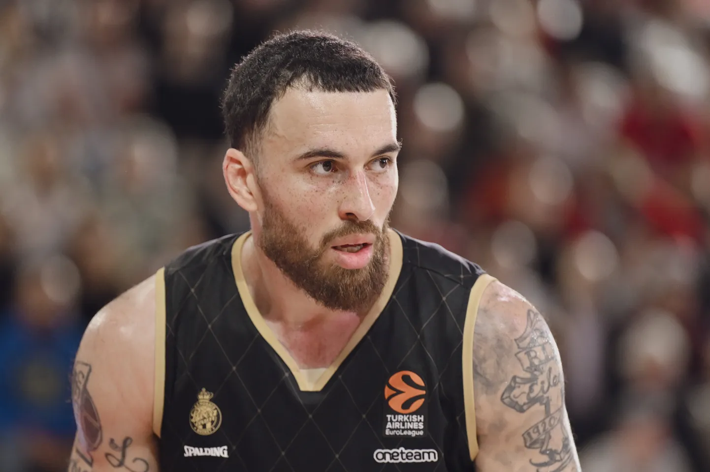 Mike James sai ühe kuu pikkuse tingimis mängukeelu.