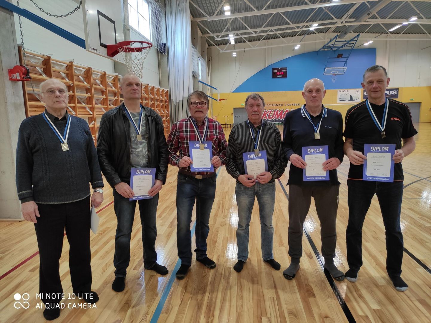 Viljandi koondis sai kolmanda koha koosseisus (vasakult) Jaanus Pilv, Agu Ots, Villu Kangro, Rein Teder, Toomas Aavasalu ja Valdo Klampe.