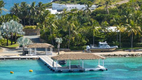 ASV tirdzniecības ministrs atzīst pusdienošanu Epstīna salā