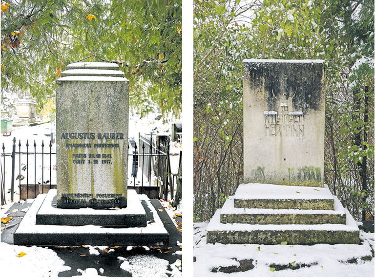 August Rauberi (1841–1917) graniidist (vasakul) ja Karl August Hermanni (1851–1909) dolomiidist hauasammas Puiestee kalmistul.