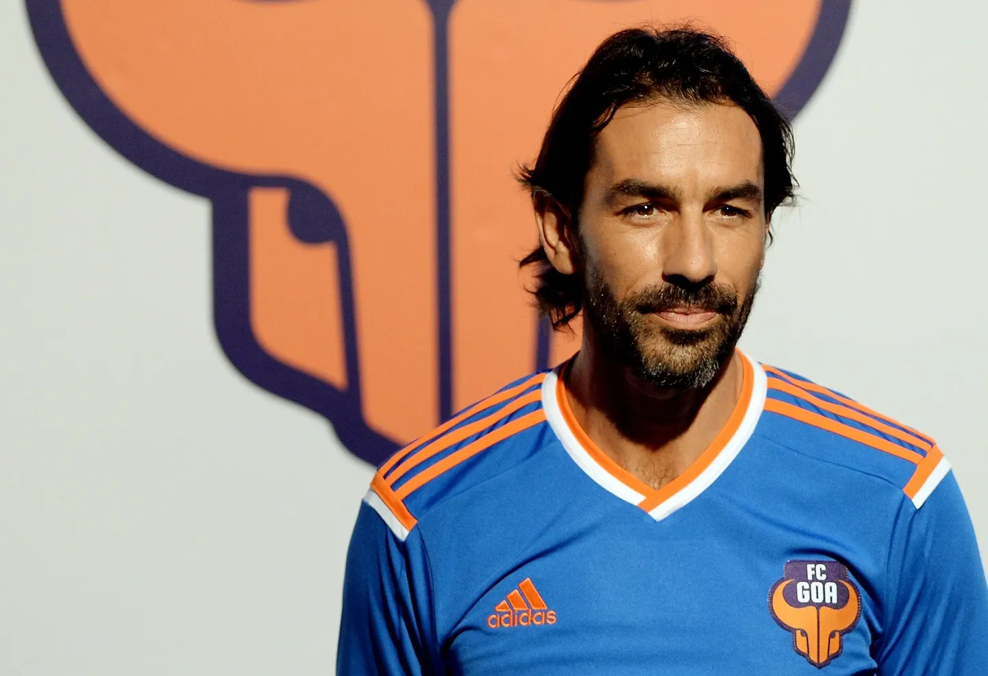 Robert Pires oma viimase koduklubi FC Goa särgis.