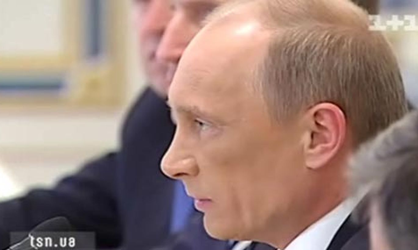 Путин синяки под глазами